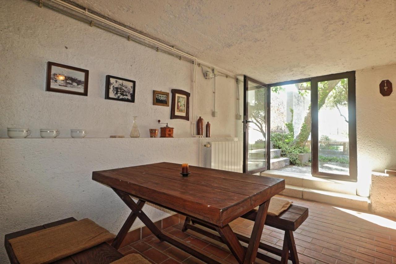Two Olives Villa Vrbnik  Exterior photo