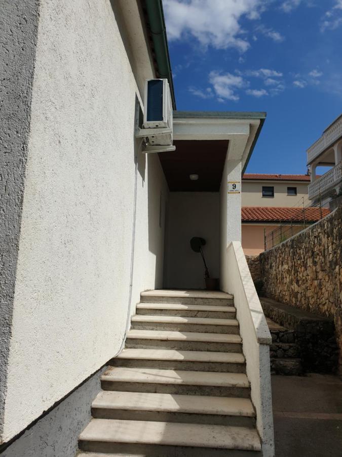 Two Olives Villa Vrbnik  Exterior photo